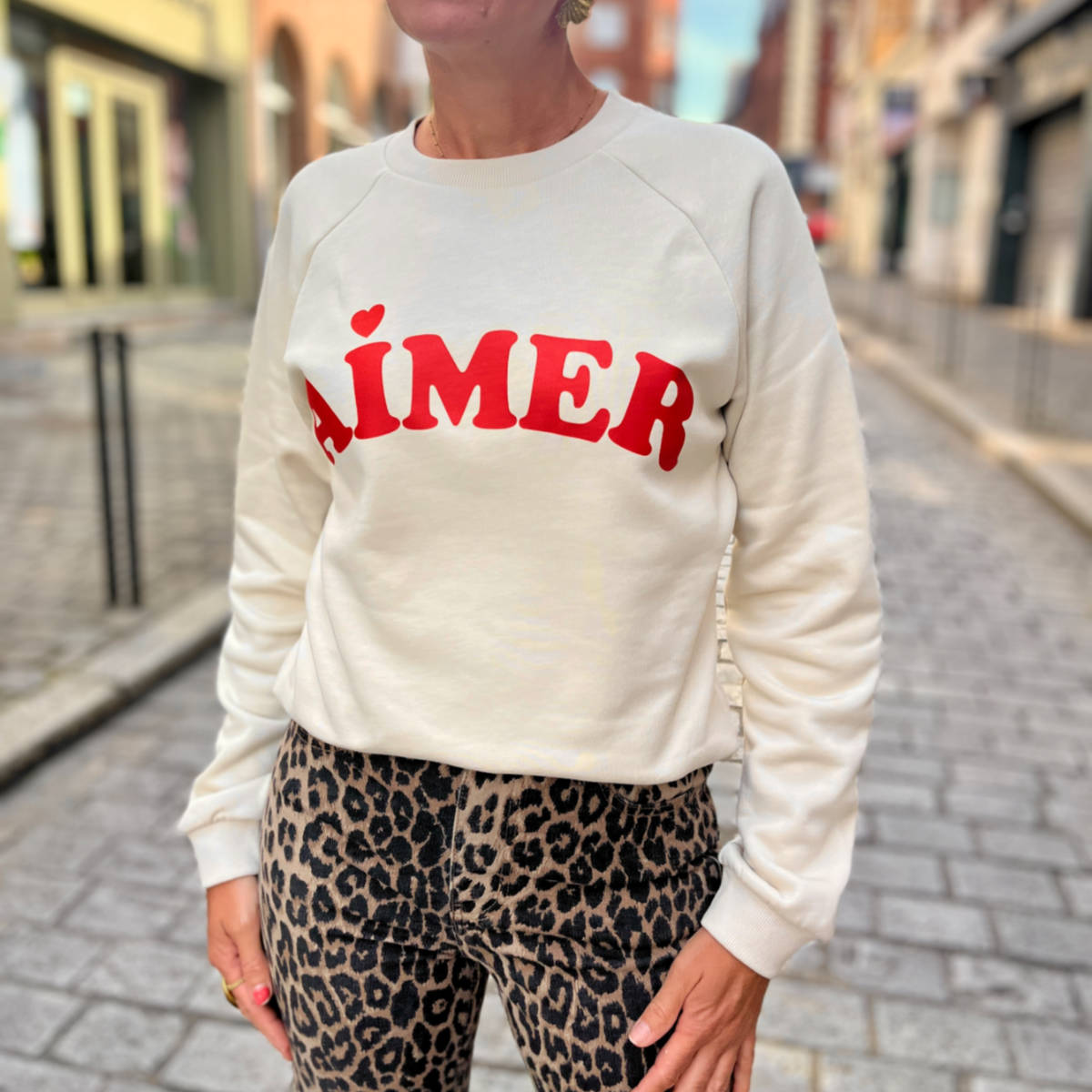 SWEAT BEIGE AIMER