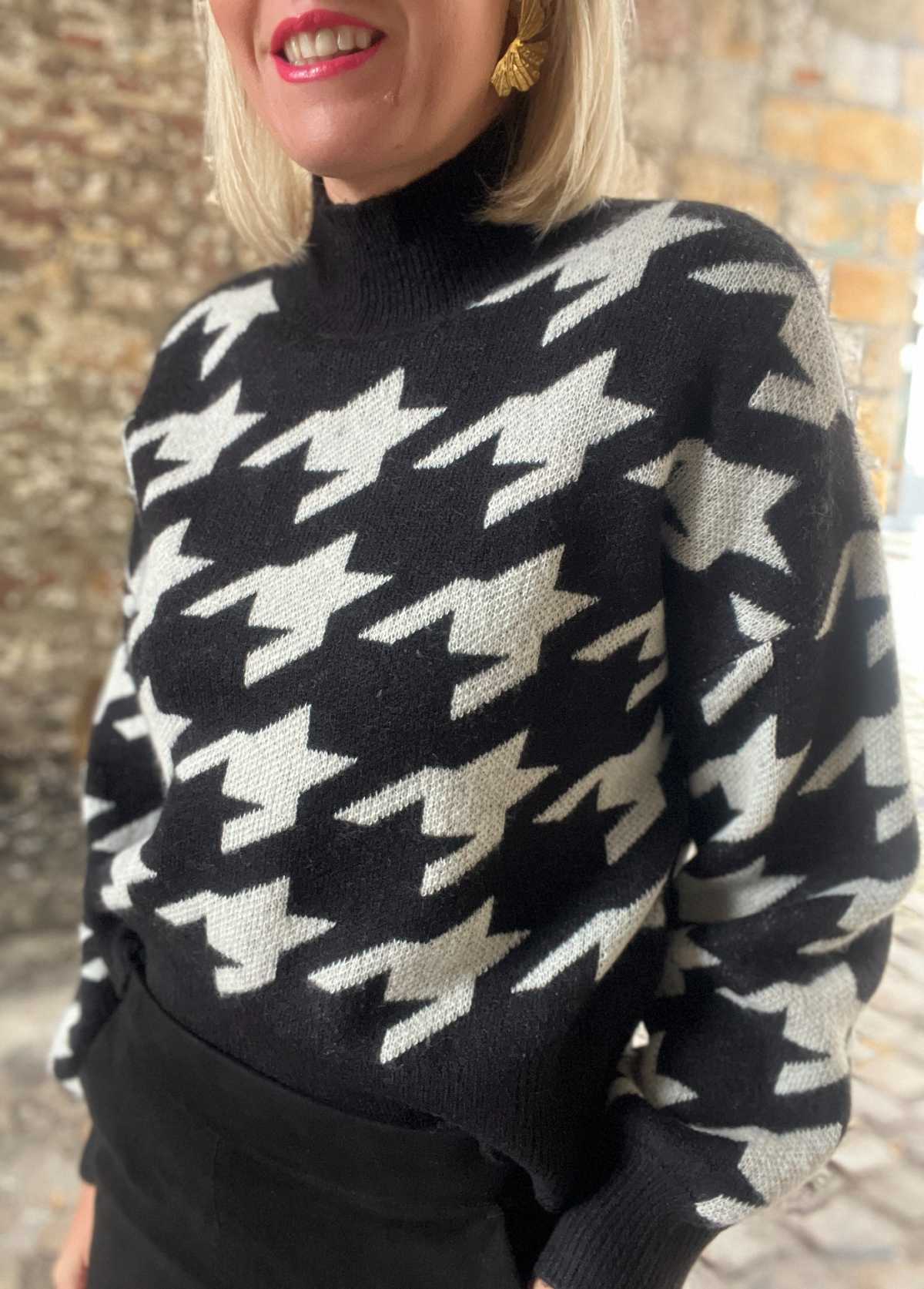 PULL IMPRIME NOIR BLANC