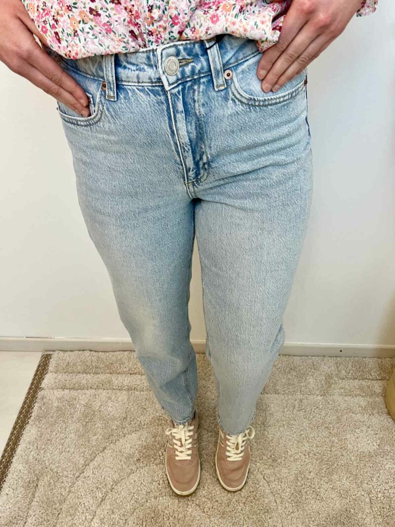 jean mom fit denim 3